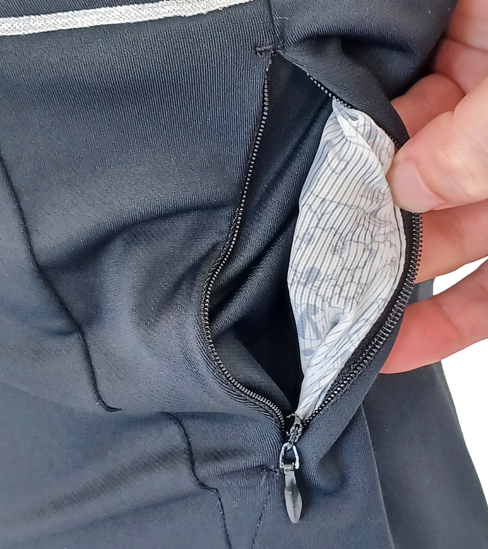 ナチュラルストレッチストレートパンツ