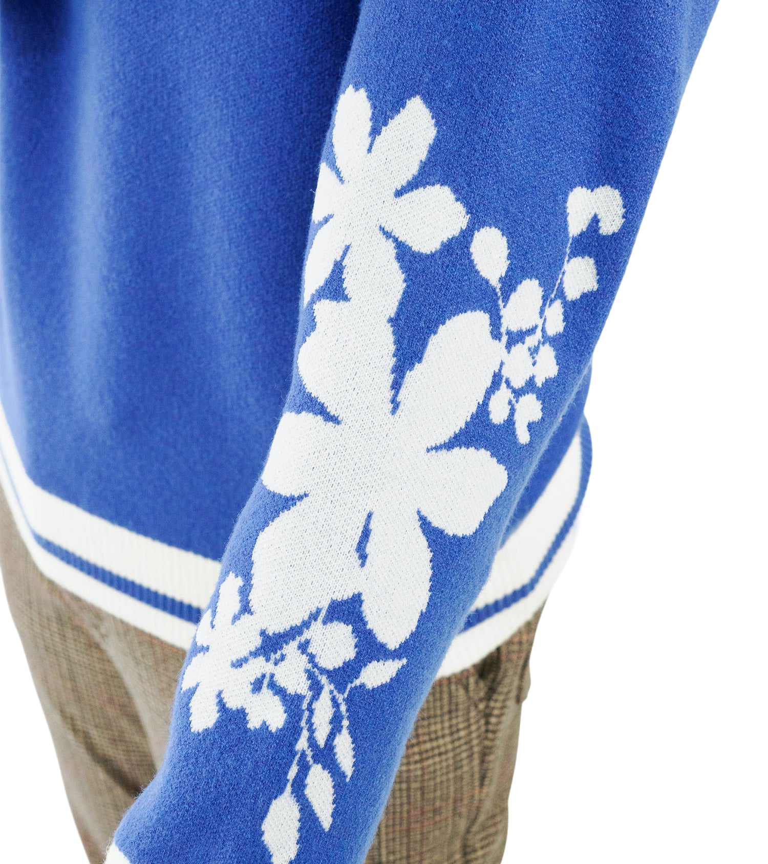 モールジャガードニット