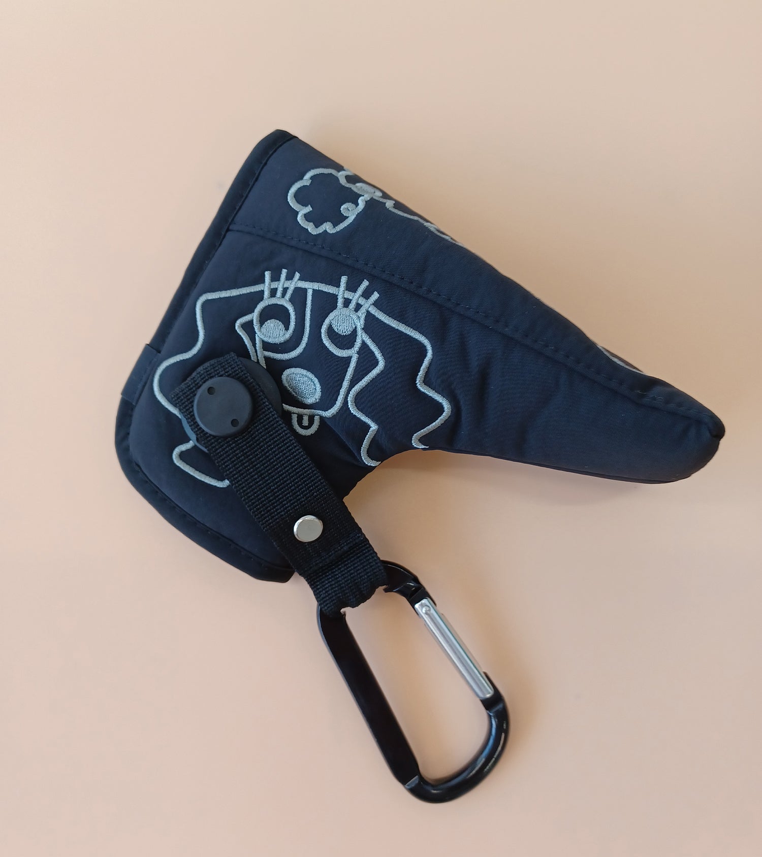変顔キャラクター刺繍ピン型パターカバー