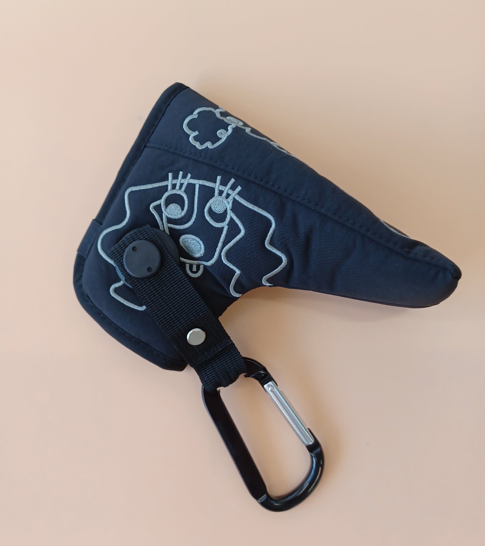 変顔キャラクター刺繍ピン型パターカバー