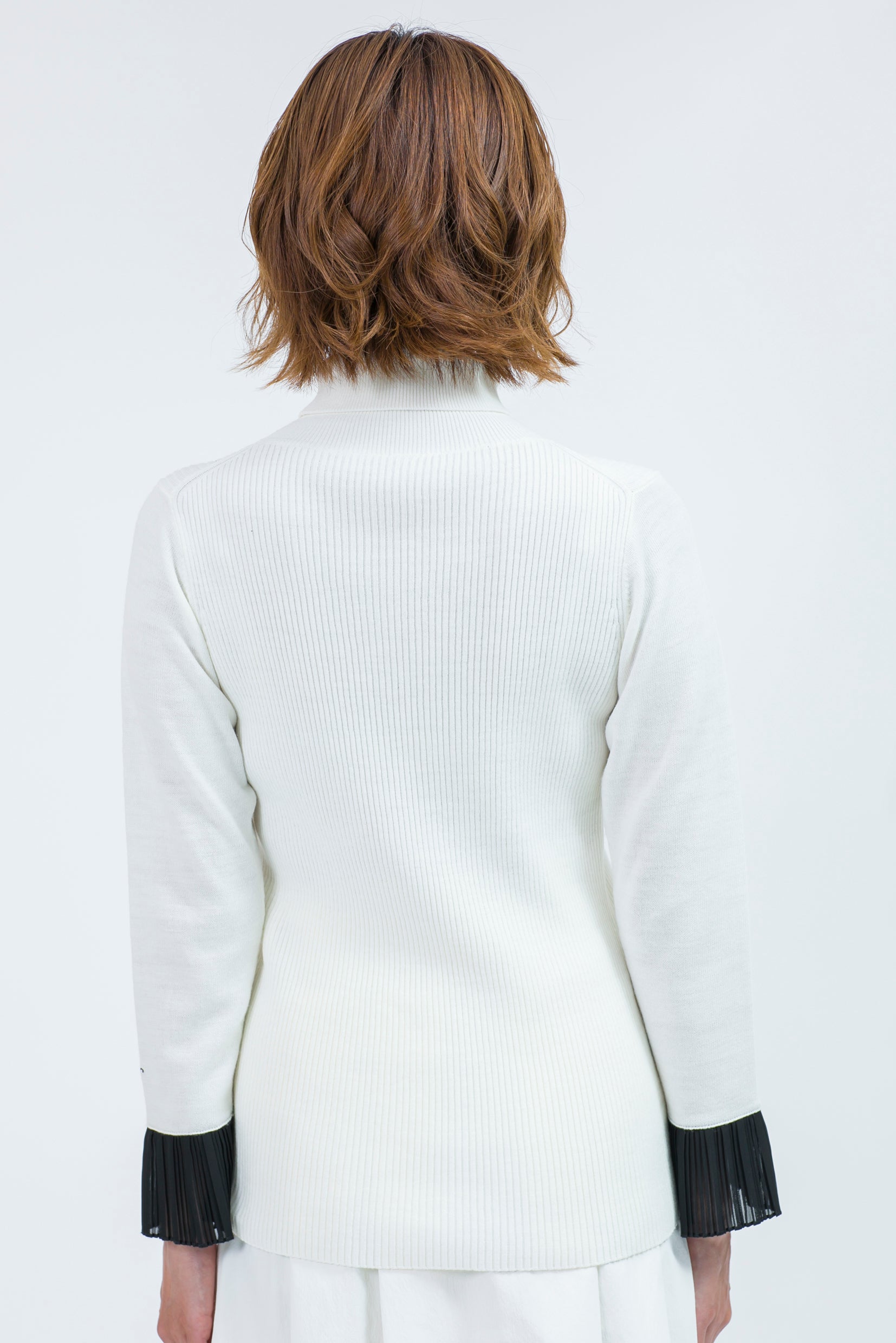 Pleated cuffs long sleeve turtle rib knit (701H8226)
