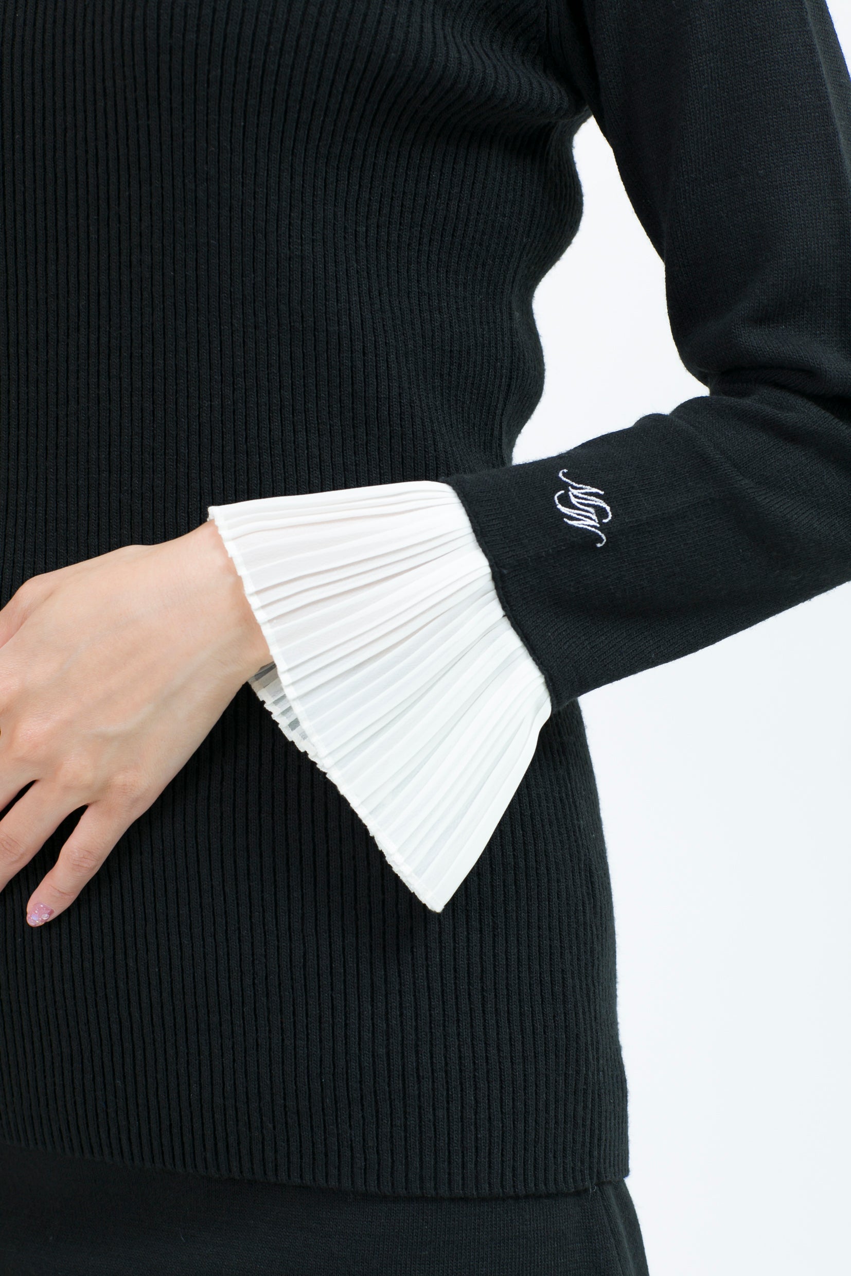 Pleated cuffs long sleeve turtle rib knit (701H8226)
