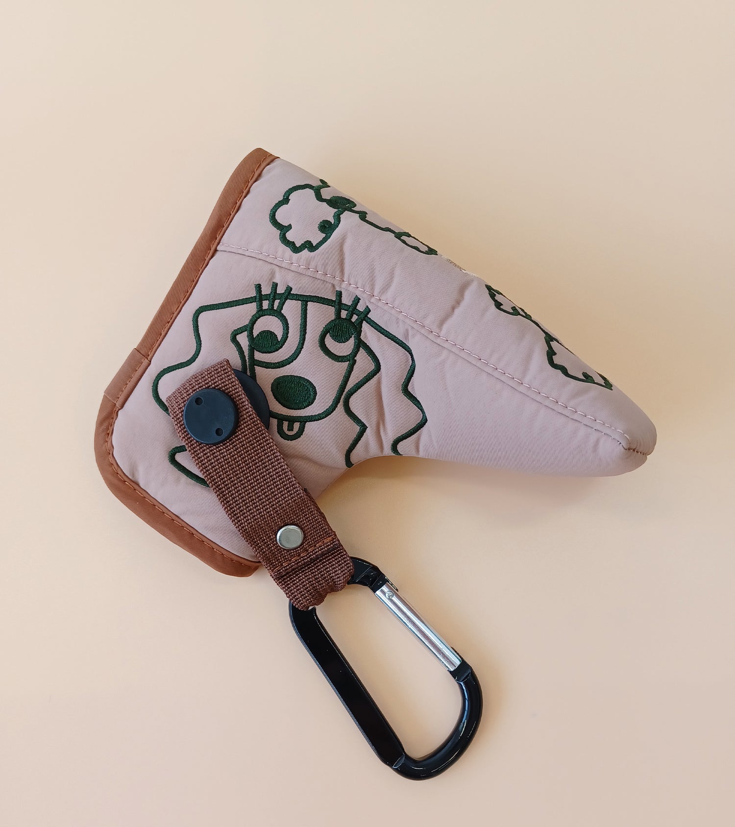 変顔キャラクター刺繍ピン型パターカバー