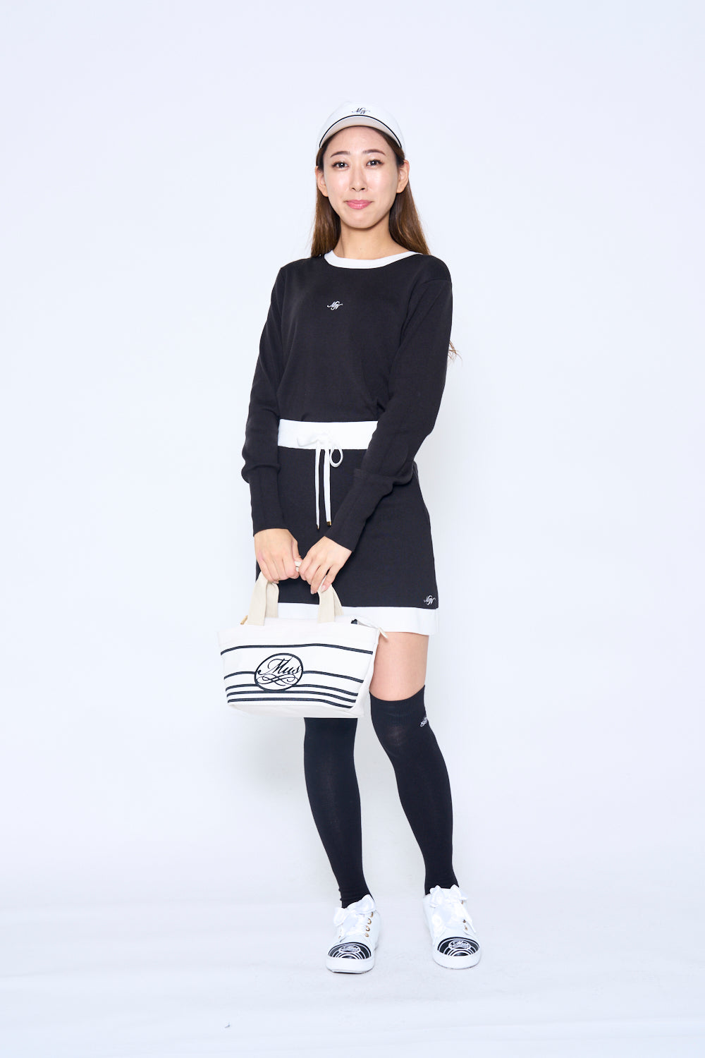 Bicolor knit skirt (701H6560K)