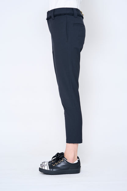 Cropped pants with high tension ruffles (701H6518)