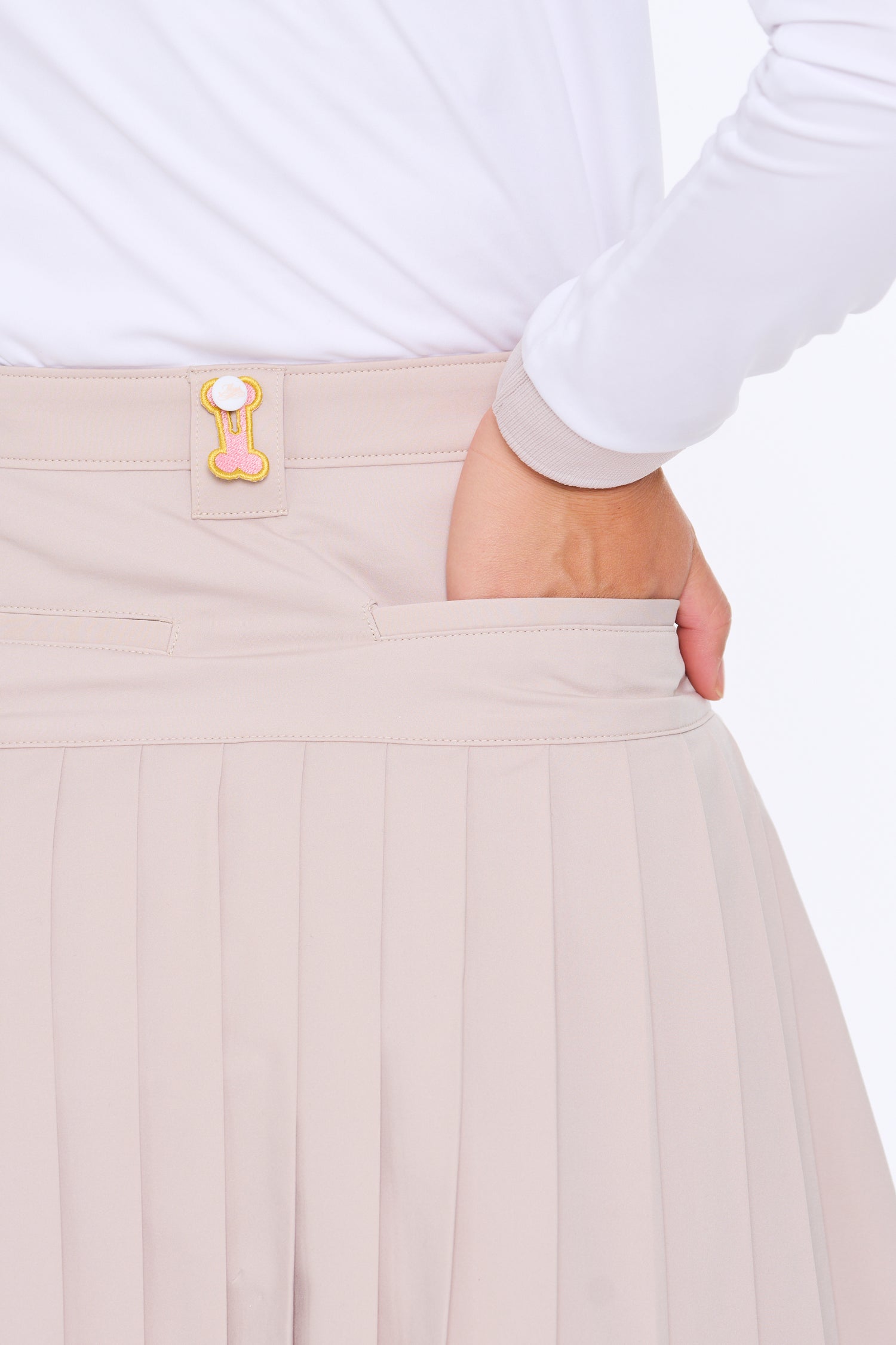 Pleated skirt with UV protection (701H2502)