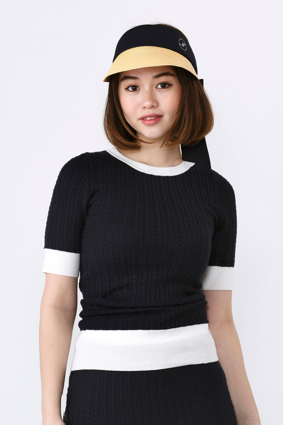 Short sleeve micro cable bicolor crew neck knit (701J1200)