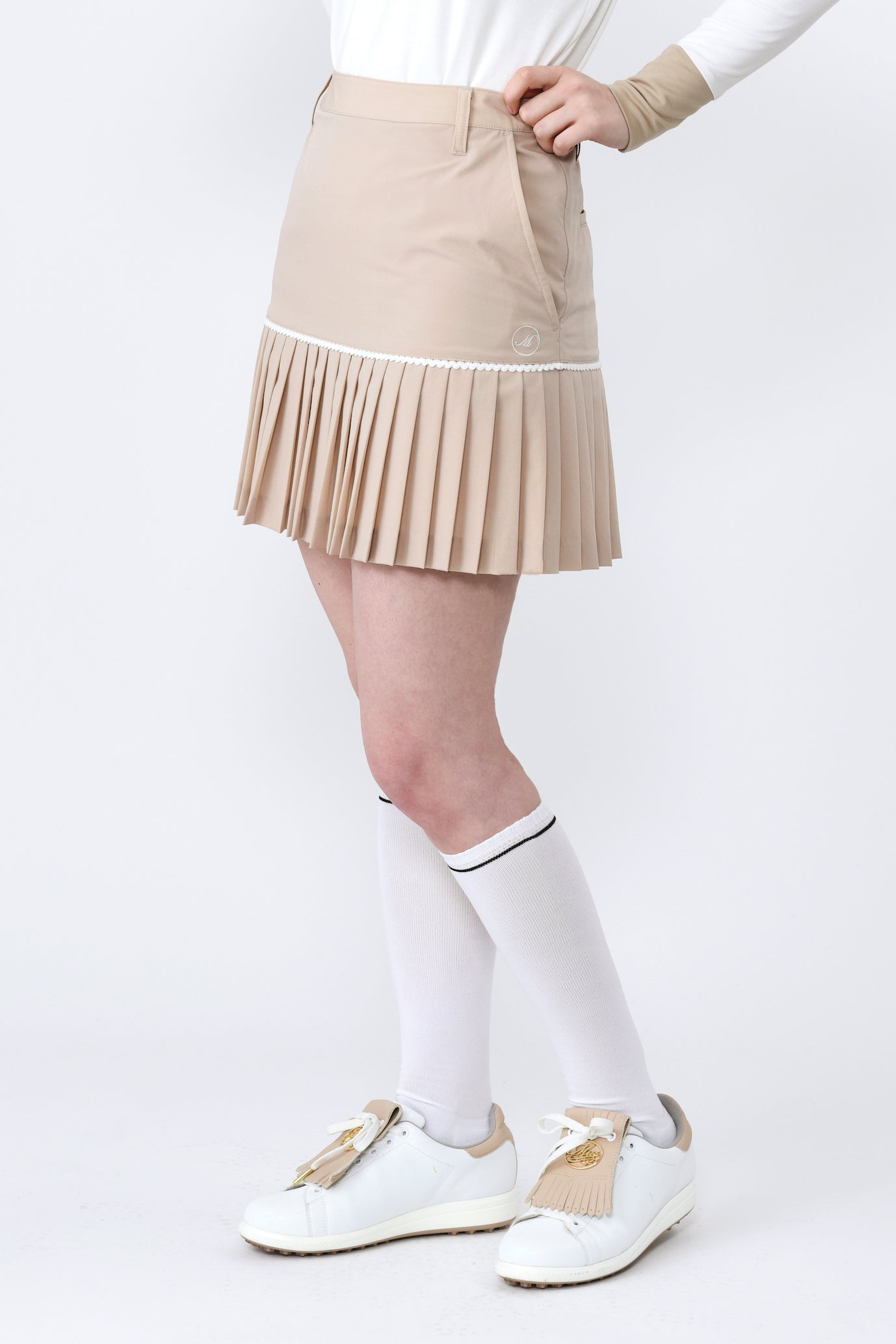 High tension switching pleated skirt (701J1500)