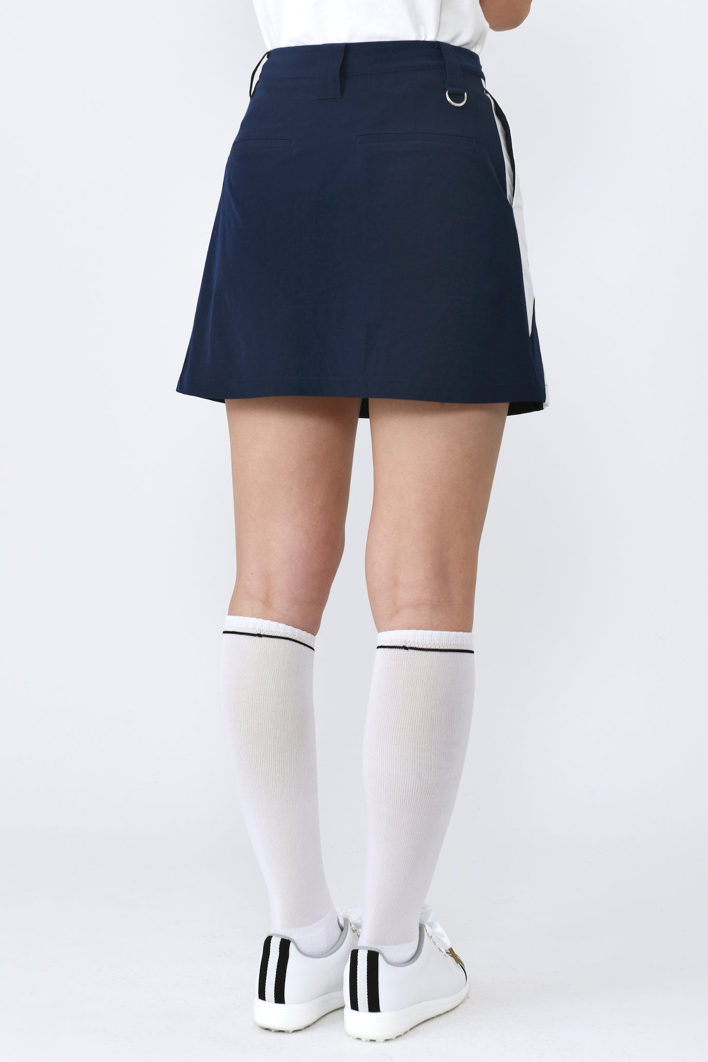 High tension bias line asymmetric skirt (801J1554)