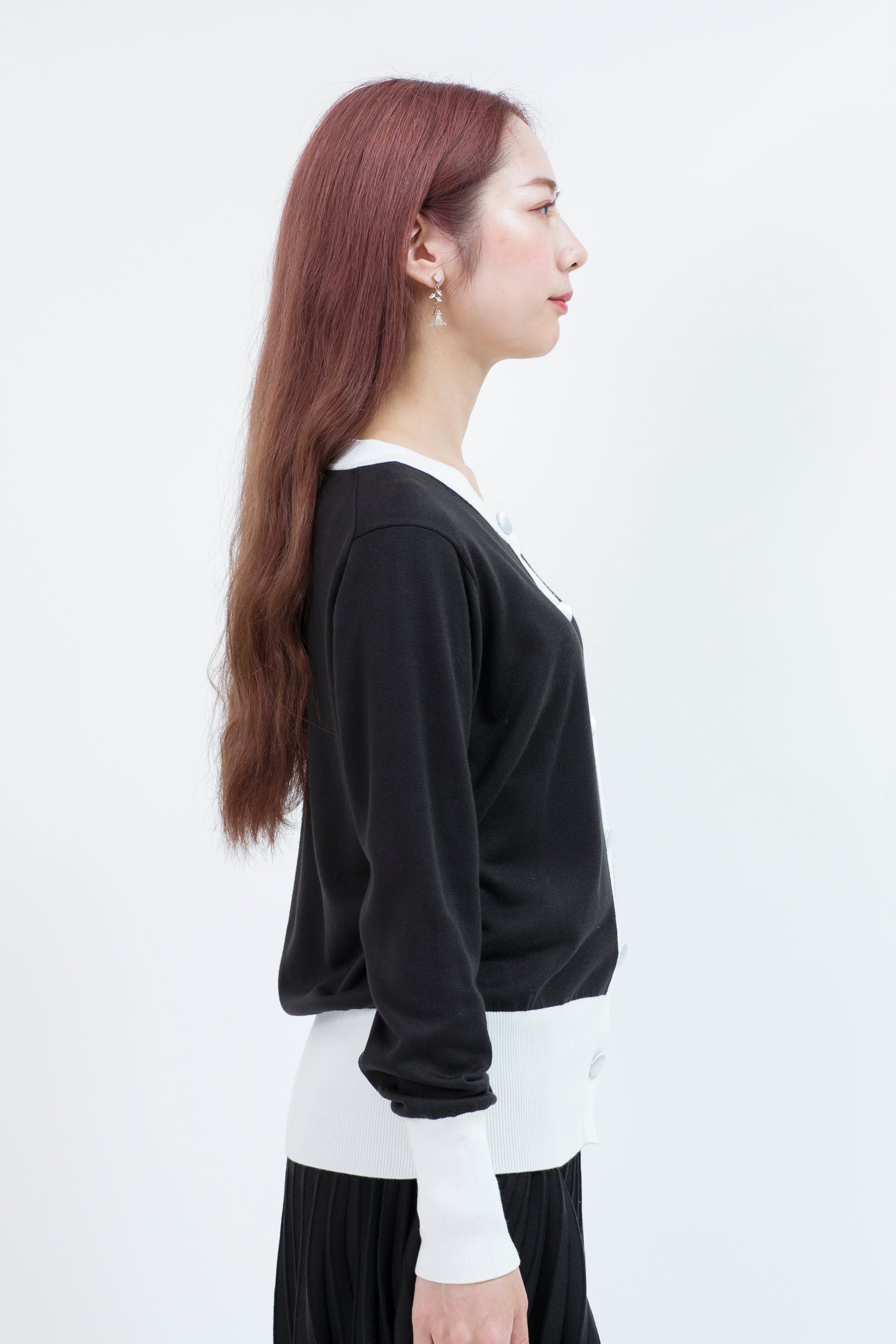 Bicolor long sleeve knit cardigan (701H8212K)
